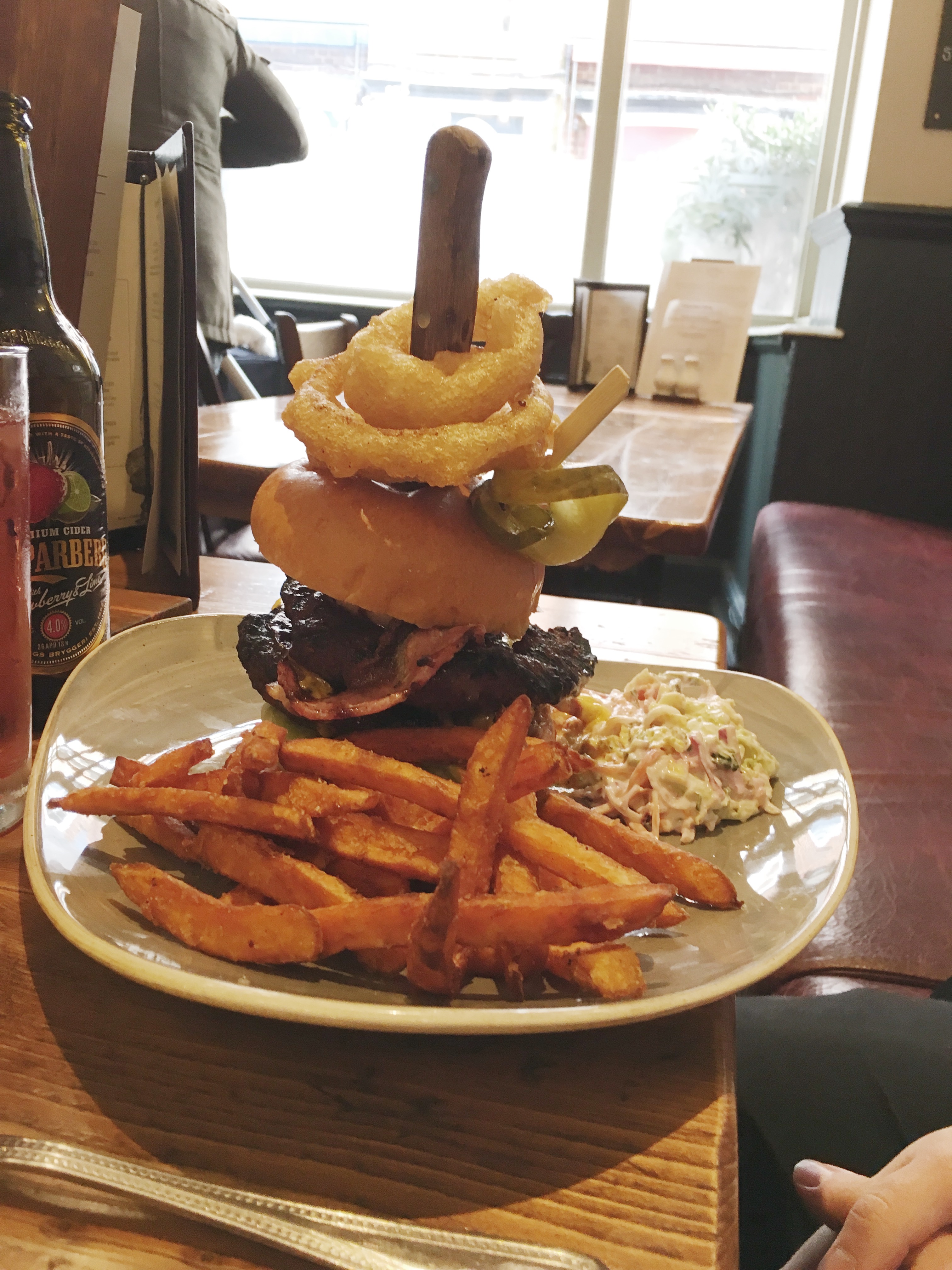 7D9CA103-C023-4A58-B631-D685E70CCB49