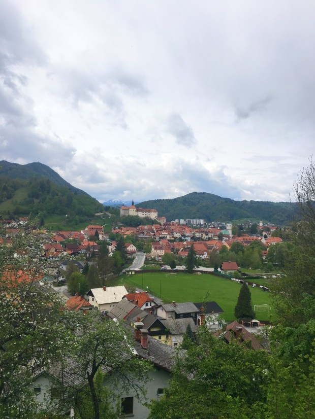 E17DB05E-C119-42BD-A6CE-2CB26C36F8D1