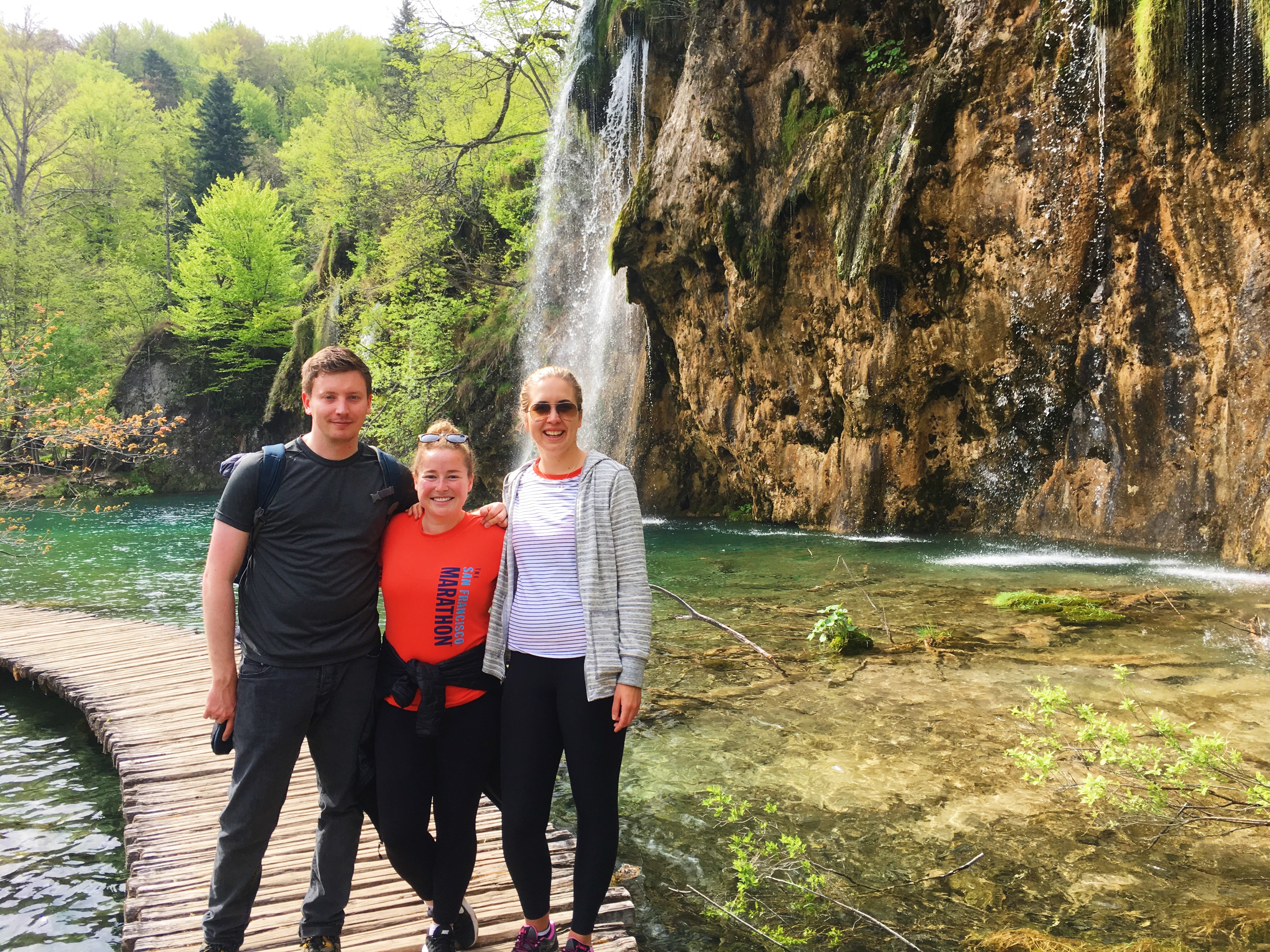 36710495-4245-4E22-8711-FCD751C463A8