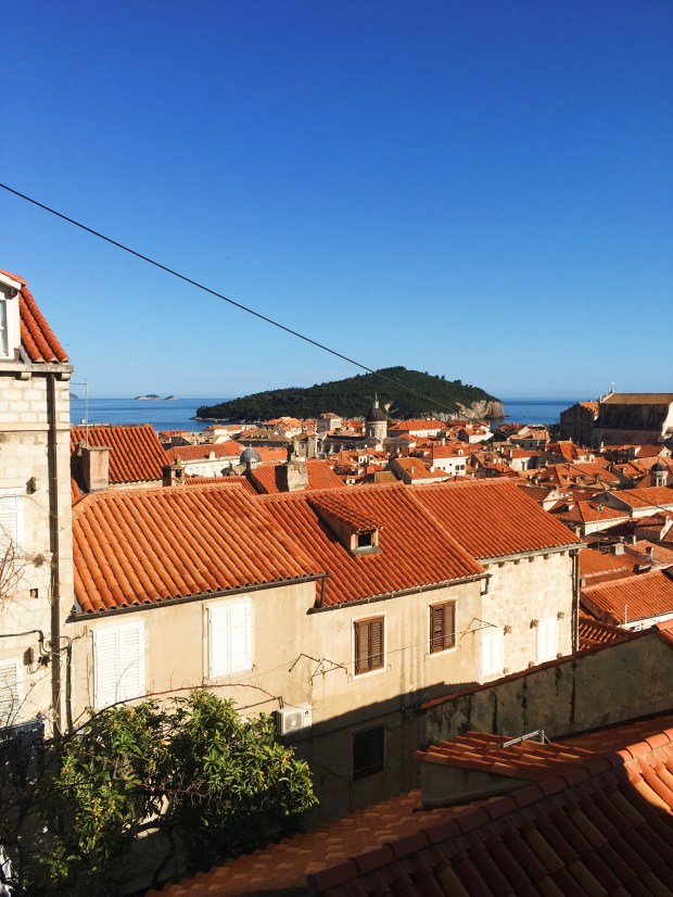 E0AAF203-2D11-49C4-B059-E82D721D9ADF